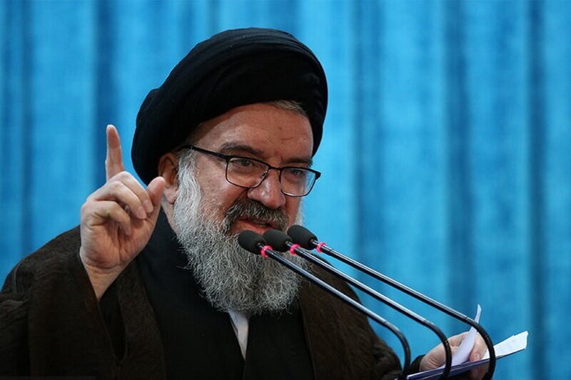 رمز ناکامی فتنه‌ها، بصیرت و ایستادگی مردم ایران است