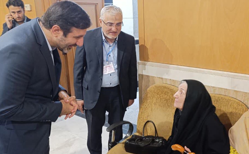 سخنگوی شورای نگهبان از روند اخذ رای در مسجد حضرت امیر (ع) تهران بازدید کرد