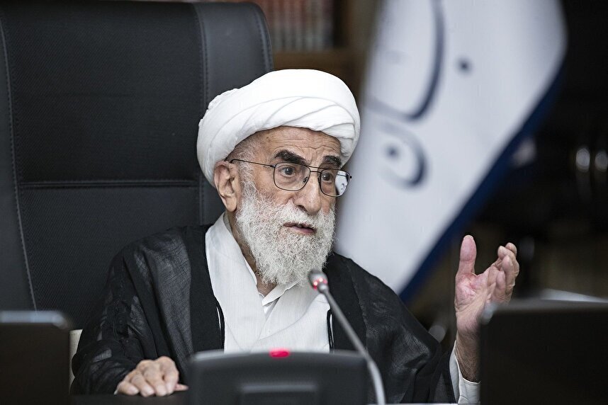 انتقاد آیتالله جنتی از سکوت در برابر نسلکشی صهیونیستها در غزه/ هر کس بیتفاوت باشد باید به انسانیت خودش تردید کند انتقاد آیتالله جنتی از سکوت در برابر نسلکشی صهیونیستها در غزه/ هر کس بیتفاوت باشد باید به انسانیت خودش تردید کند