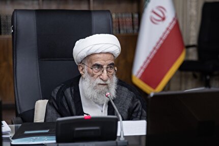 آیتالله جنتی: اتحاد دولتهای اسلامی تنها راه رهایی از استعمار است/ قدردانی از تلاشهای فراجا و نیروهای مسلح و امنیتی در مقابله با توطئههای دشمنان